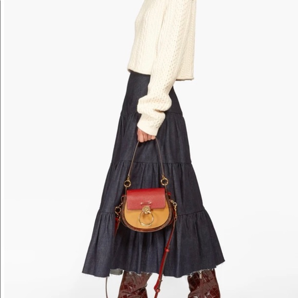 ChloeTess Small Lizard-Embossed Crossbody Bag - Picture 3 of 9